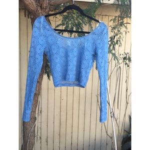 💙PRICE DROP💙 Beautiful Blue Crop Shirt